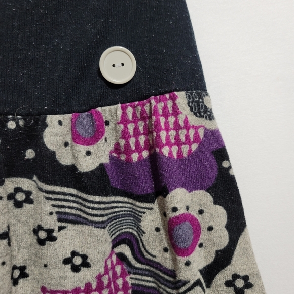 sweater tank top y2k chucky tank top gray flower with large button - Picture 7 of 10